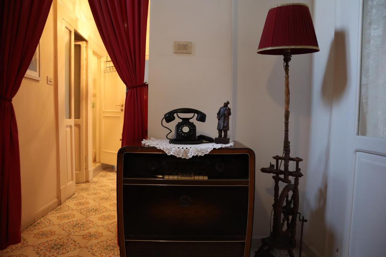 Storia Di Sofia Apartment Naples Luaran gambar