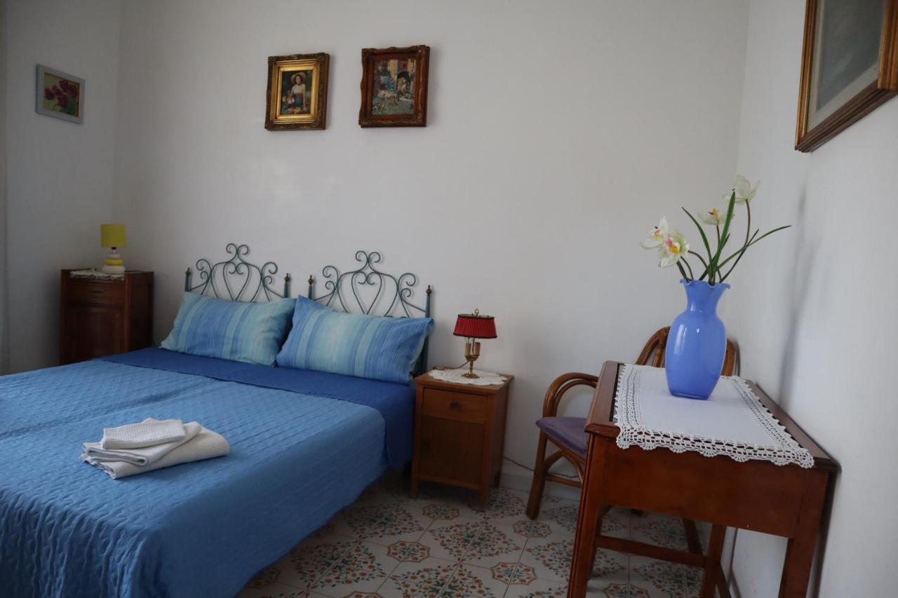 Storia Di Sofia Apartment Naples Luaran gambar